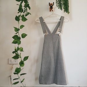 Overall dress